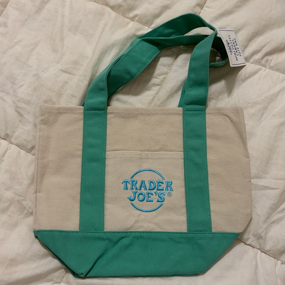 Trader Joe’s canvas pastel tote bags - Picture 5 of 7